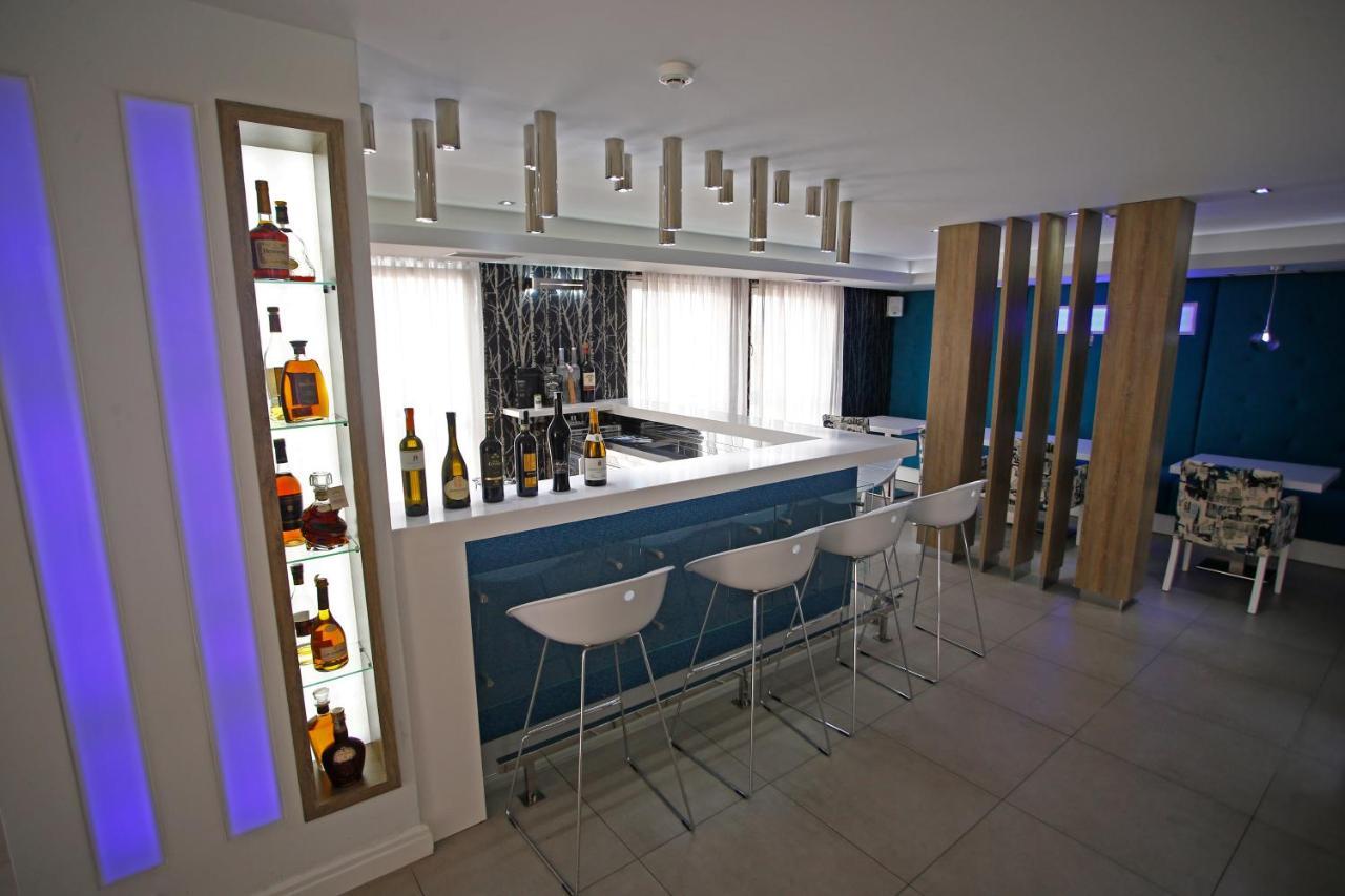 Rox Motel Modrica Екстериор снимка