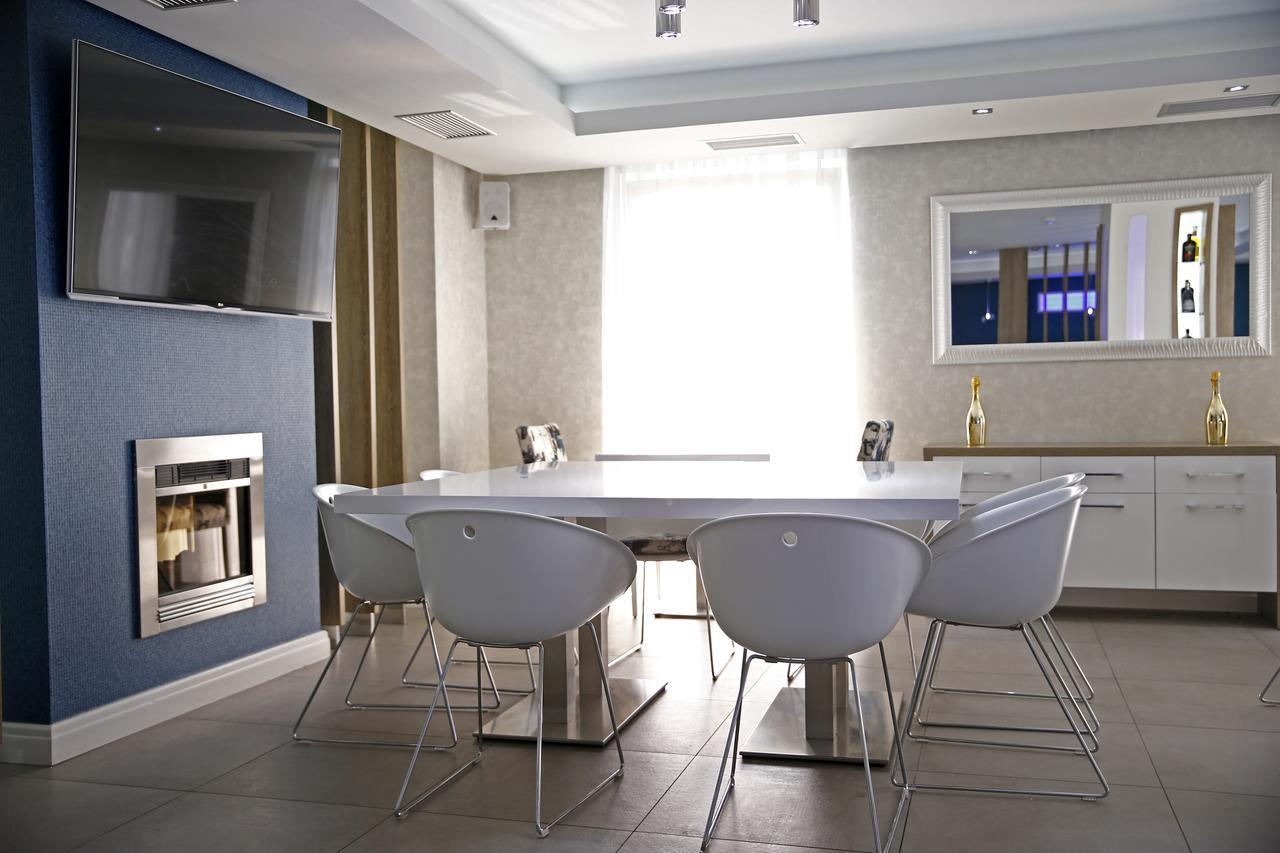Rox Motel Modrica Екстериор снимка
